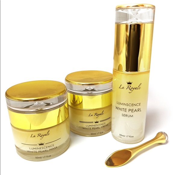 La Royale Luminescence White Pearl Trio with bag - Picture 2 of 4